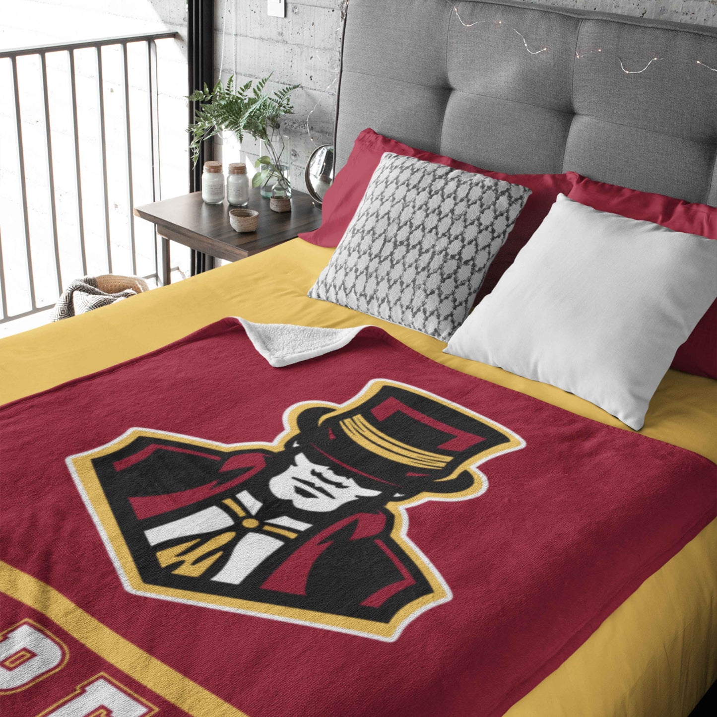 Science Hill PTSA Blanket Sale