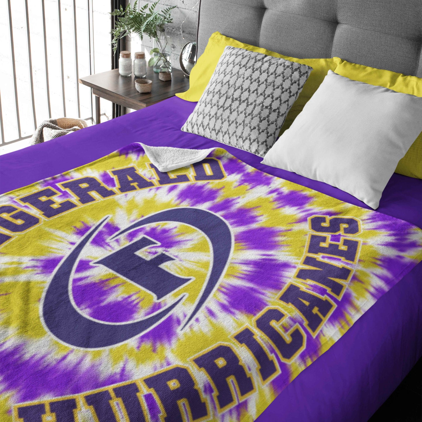 FHSCCA FBLA and Canes for Christ Team Throw fundraiser