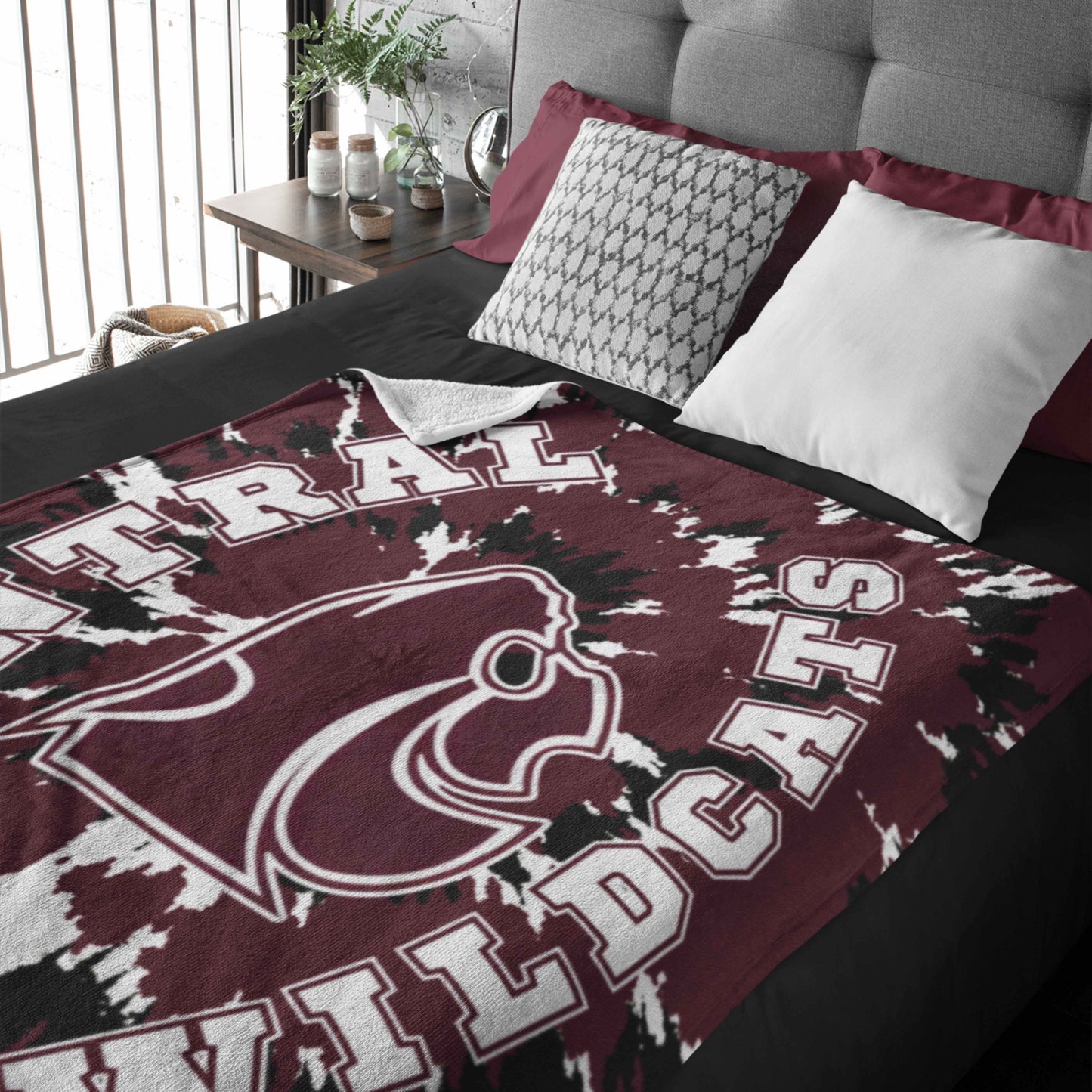 Central Wildcats Blanket Sale!