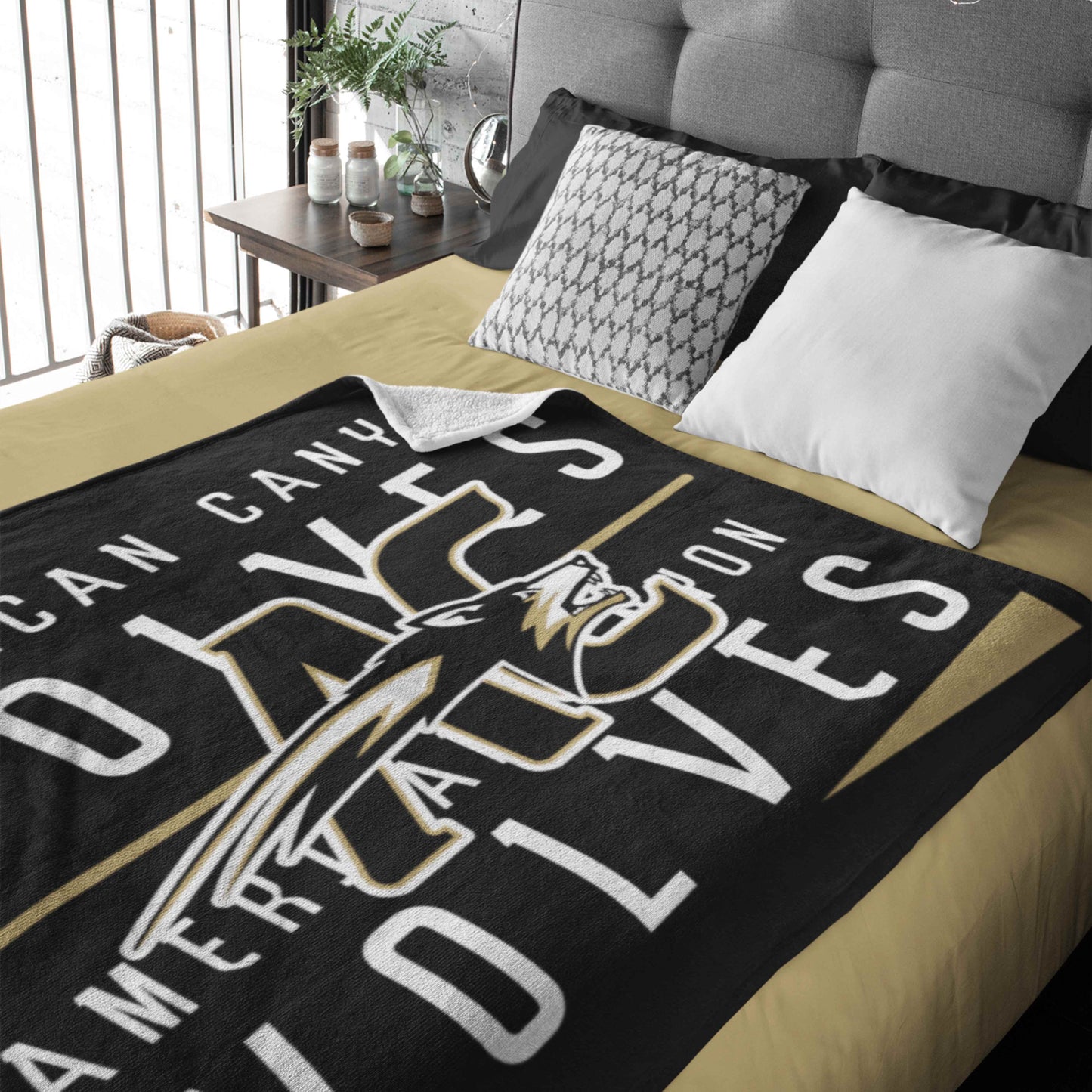 American Canyon Wolves Blankets