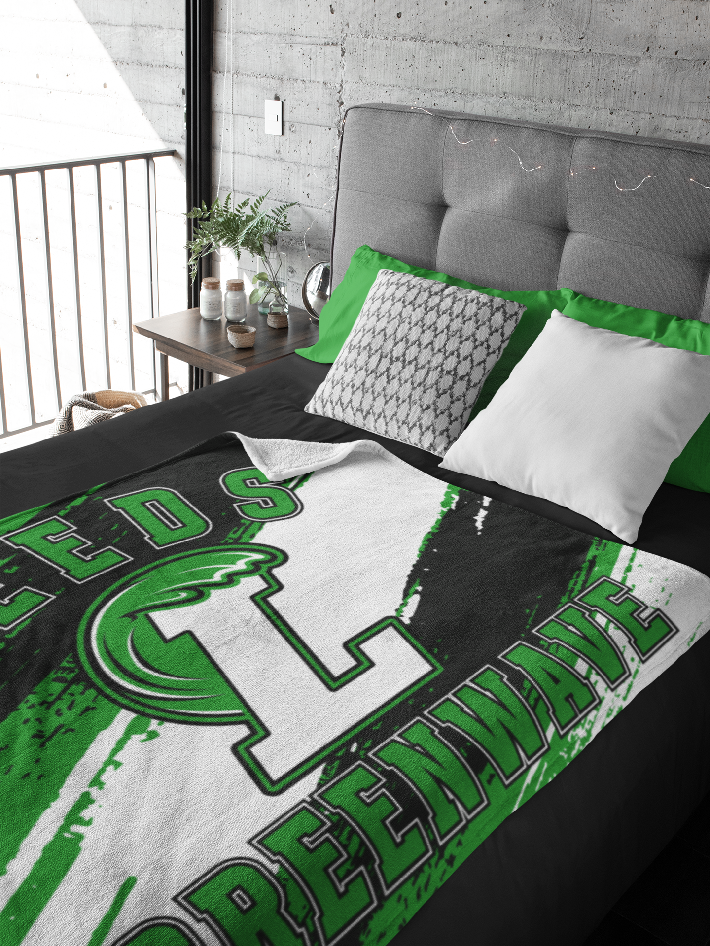 DECA Greenwave Throw Blankets