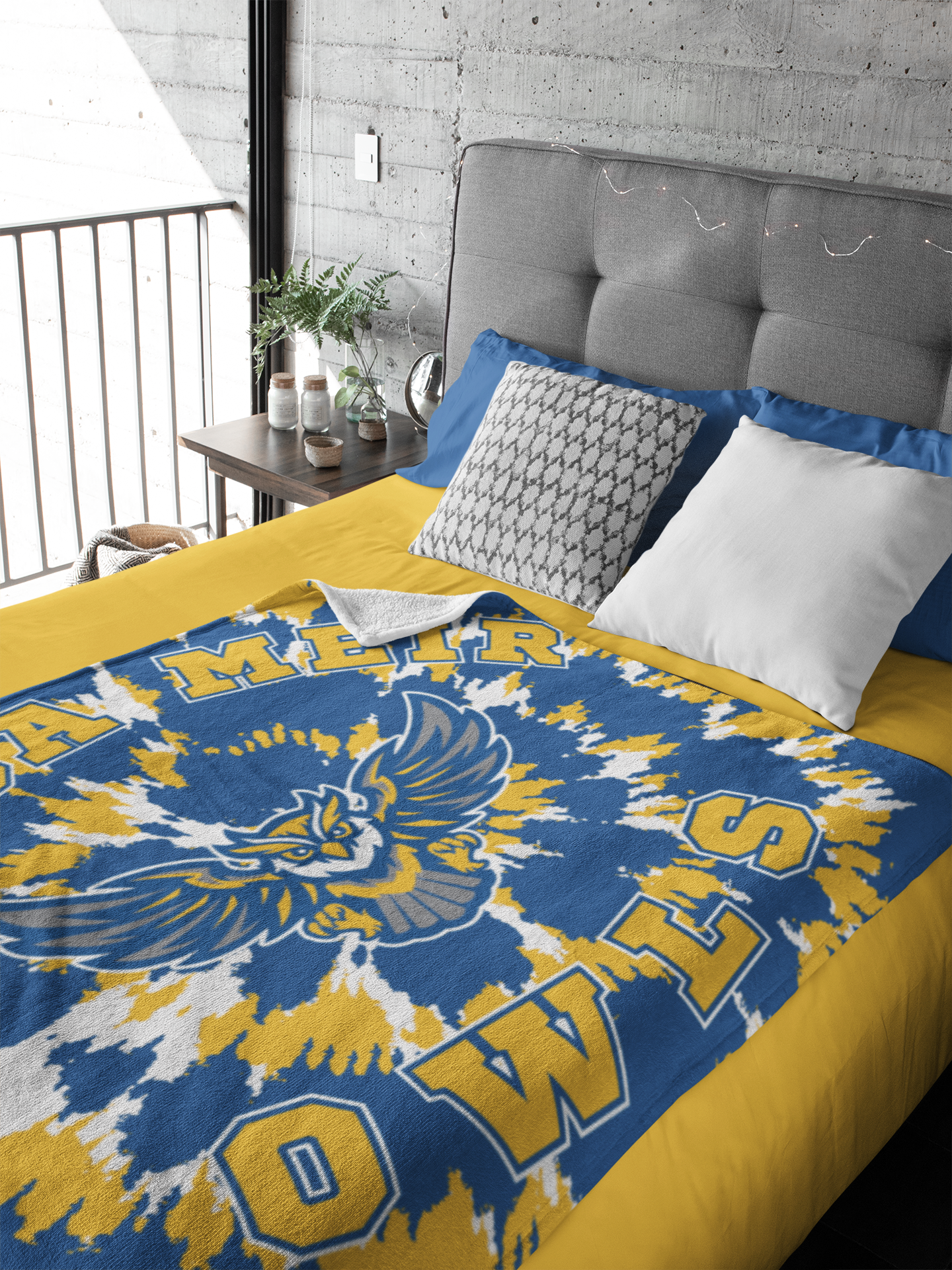 RUHS Softball Blanket Sale