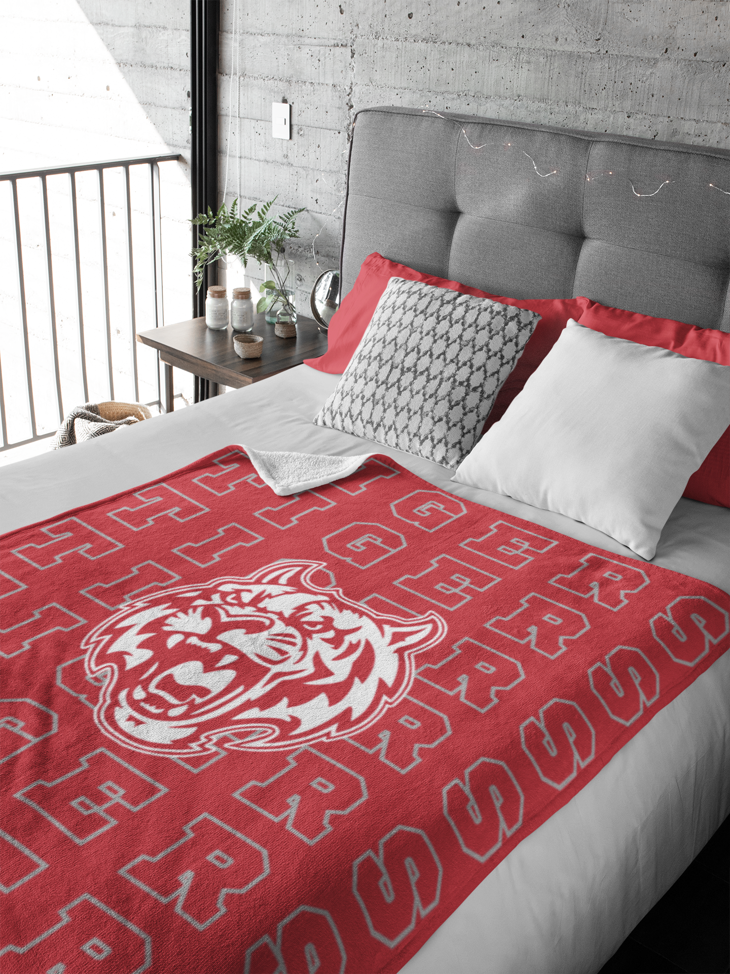 Roar Store Blanket Sale