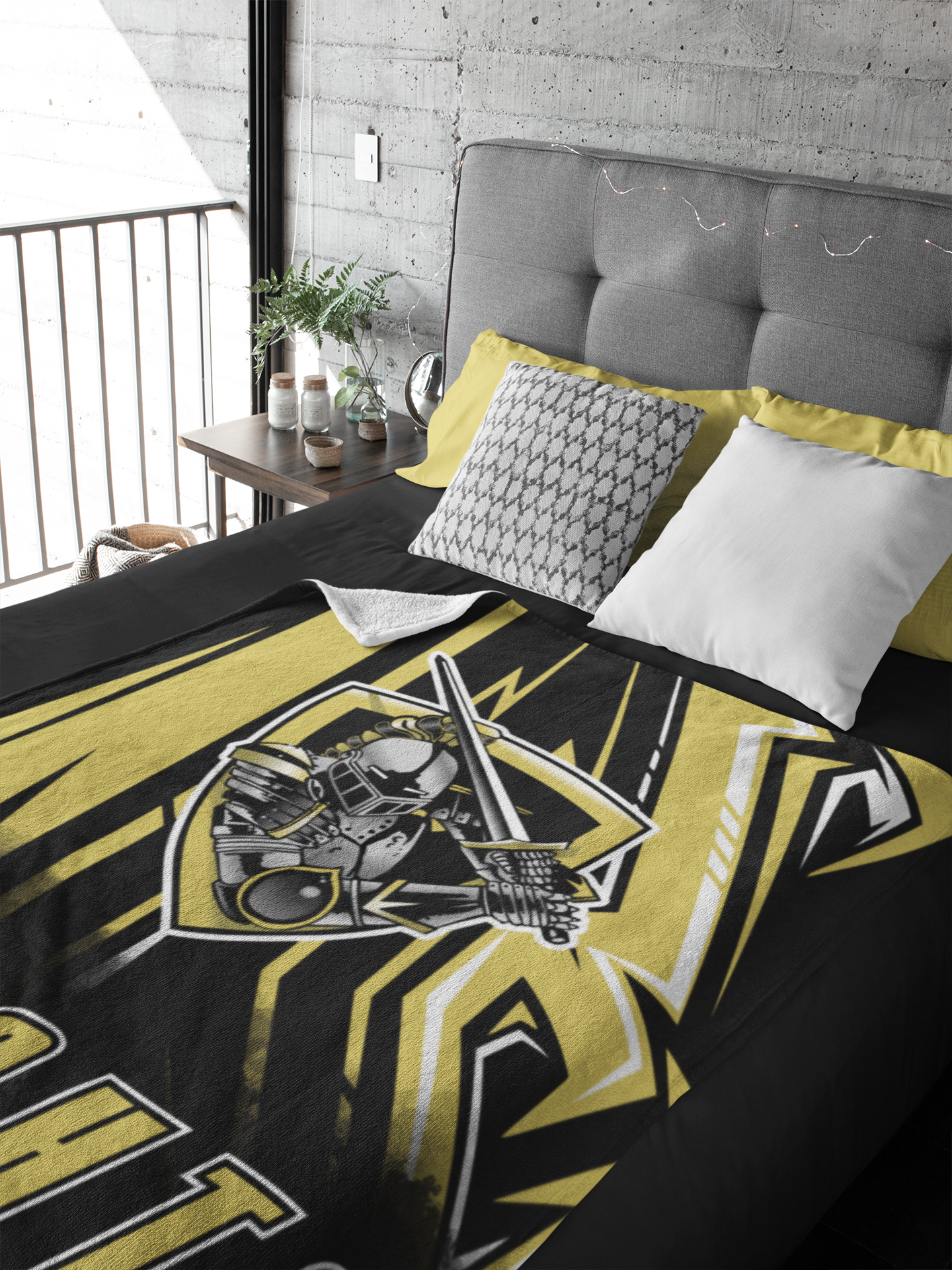 East Ridge Throw Blankets