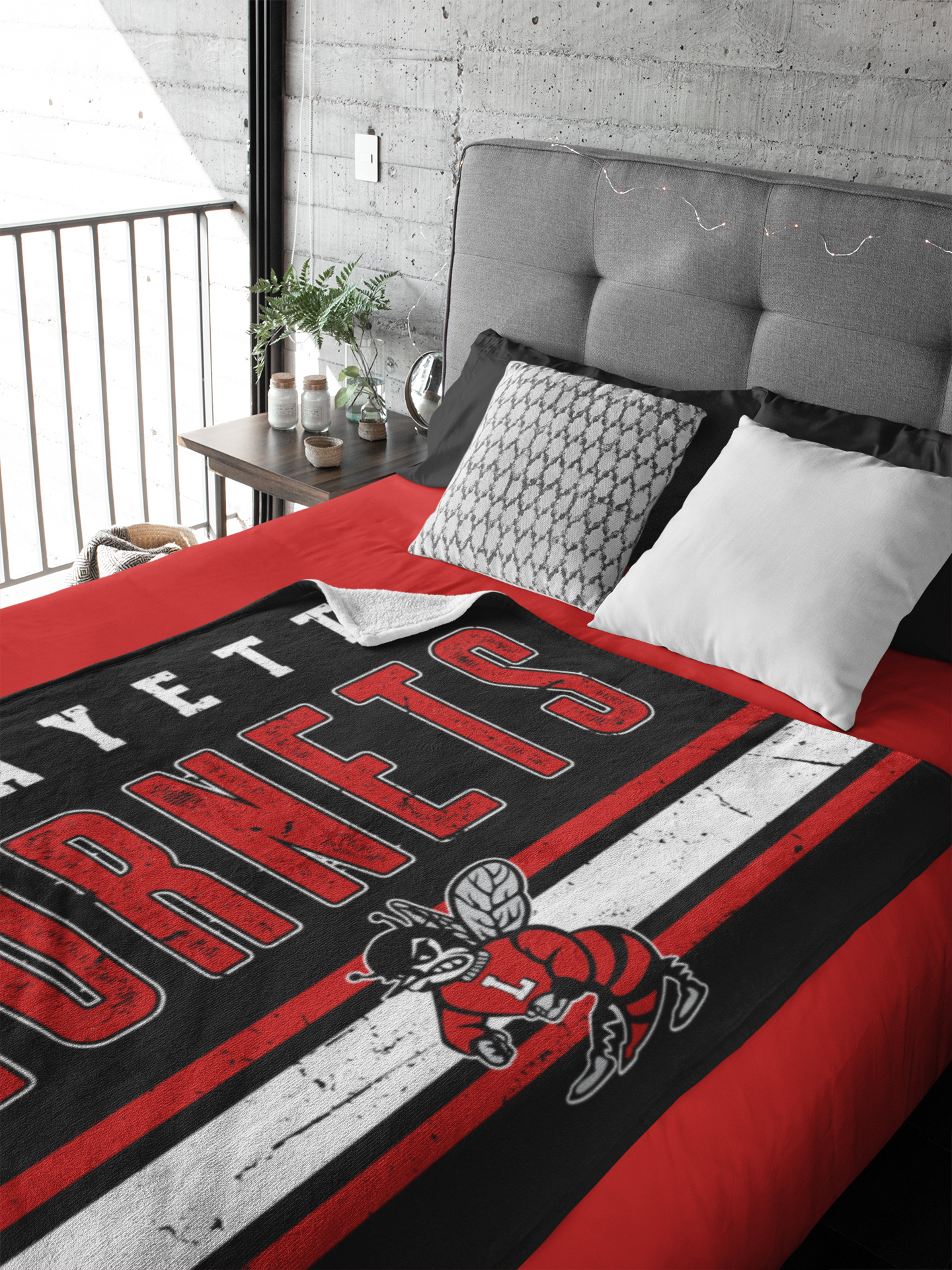 Lafayette Hornet Blankets